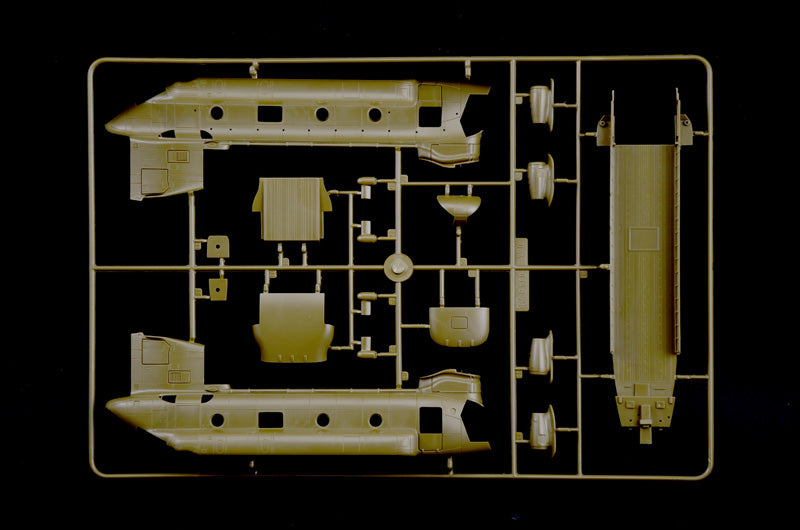 Italeri MH-47E SOA Chinook