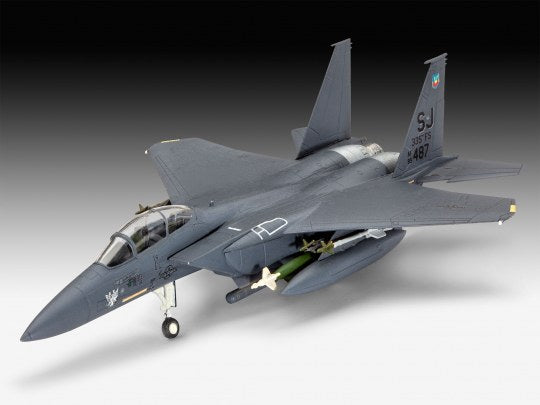 F-15E Strike Eagle & Bombs 1:144 Scale Kit
