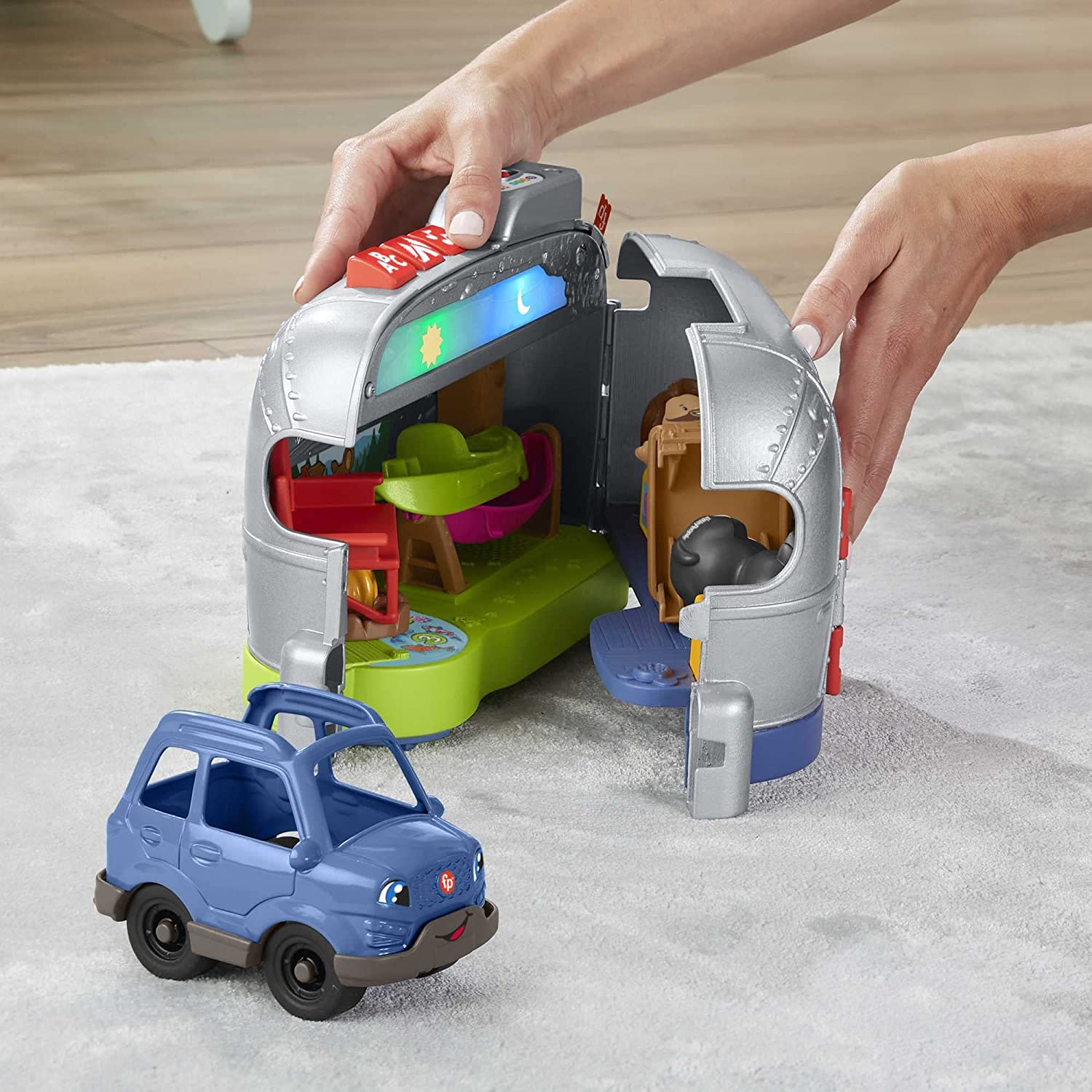 Fisher Price Light Up Learning Camper Playset