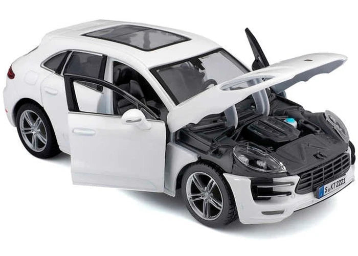 Bburago Porsche Macan 1:24 Die Cast Model
