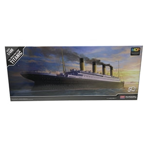 The White Star Liner Titanic 1:400 Scale Kit