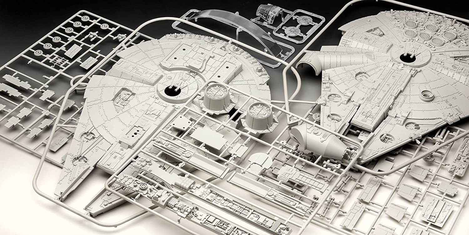 Srar Wars Millenium Falcon 1:72 Scale Kit