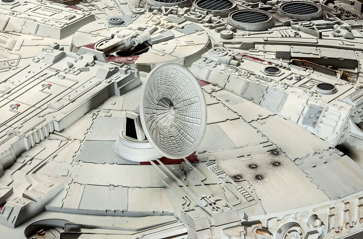 Srar Wars Millenium Falcon 1:72 Scale Kit