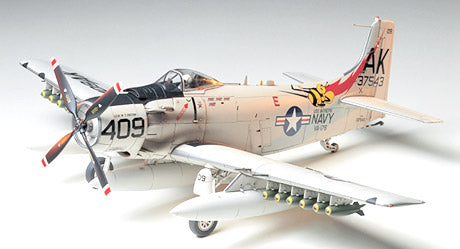 WWII USN Douglas A1-H Skyraider 1:48 Scale Kit