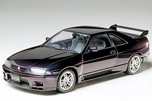 Tamiya Nissan Skyline Gt-R V Spec 1:24 Scale Kit