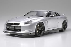 Tamiya Nissan Gt-R 07