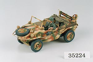 Tamiya German Schwimmwagen 16