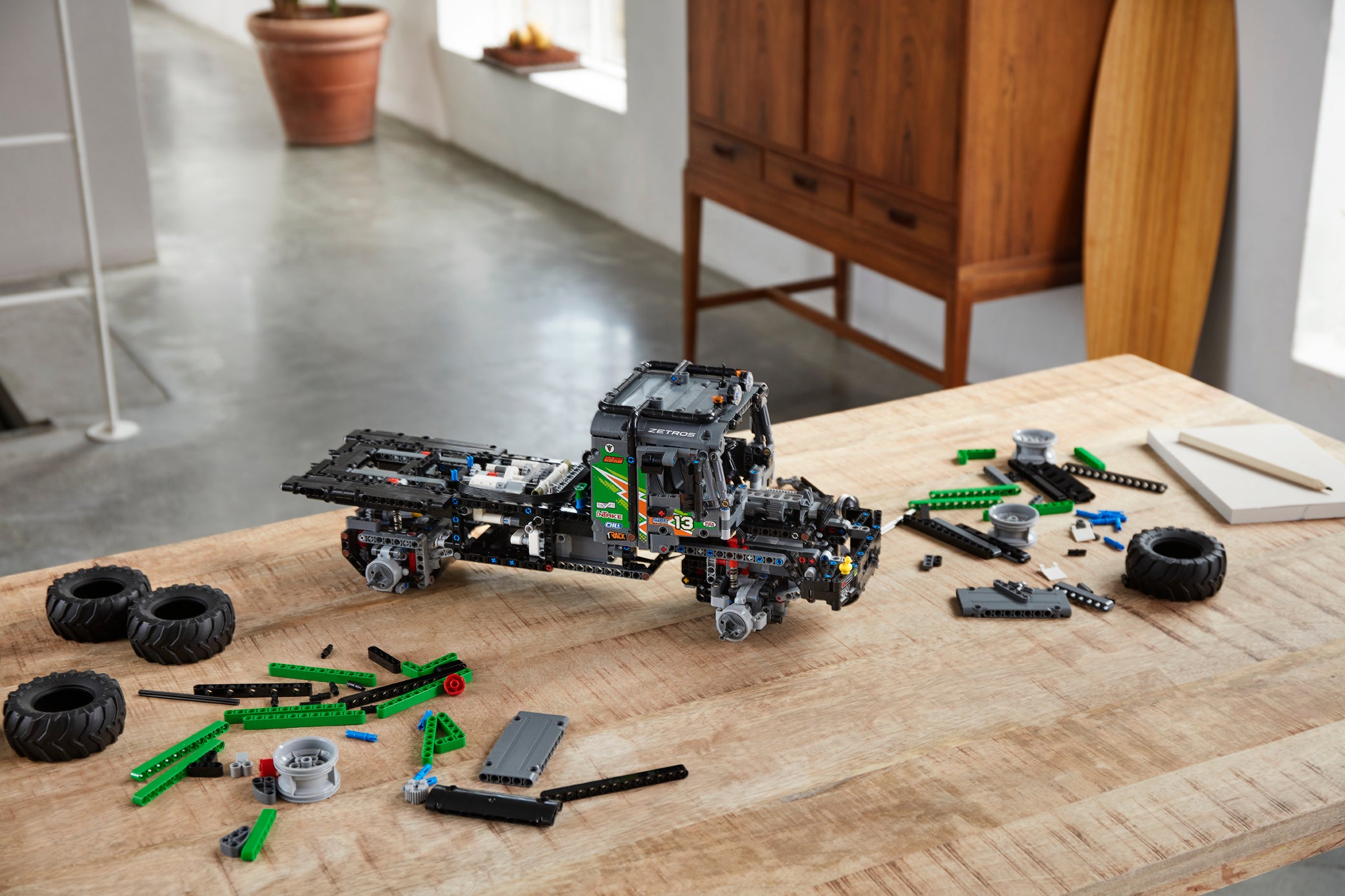 Lego 42129 Technic Mercedes Benz Zetros 4x4