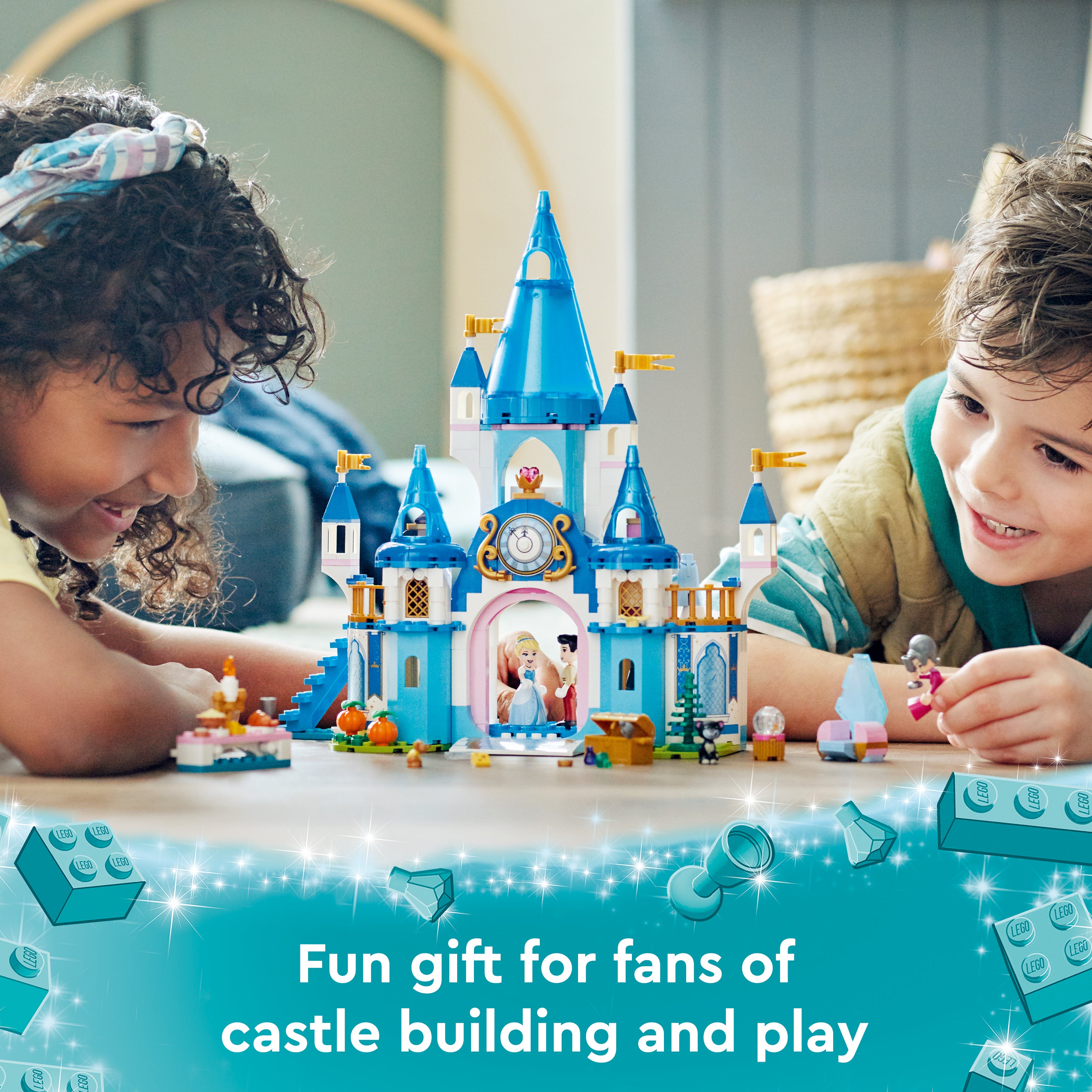 Lego 43206 Cinderella and Prince Charming Castle
