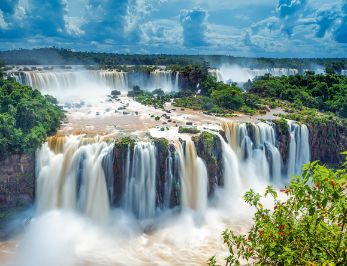 Iguazu Waterfall 2000 Piece Jigsaw Puzzle