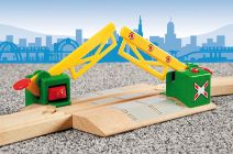 Brio Magnetic Action Crossing