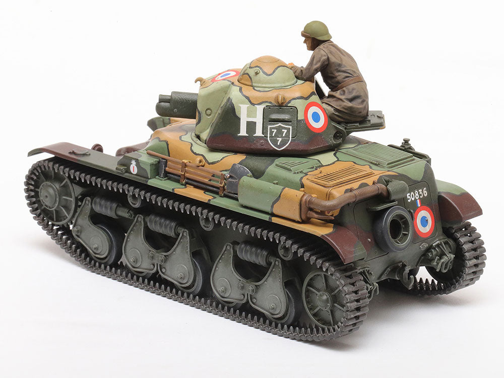 Tamiya 1/35 R35 French Light Tank