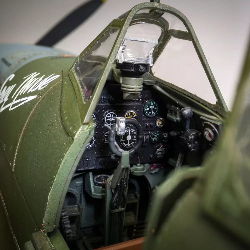 Airfix Submarine Spitfire MK VIII Scale Kit