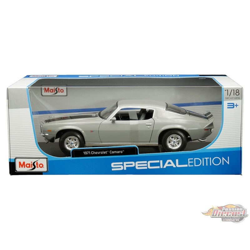 Maisto Chevrolet Camaro 1971 Grey 1:18 Scale