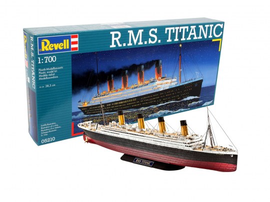 R.M.S.Titanic 1:700 Scale Kit
