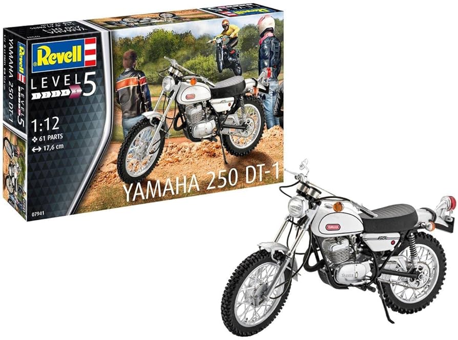 Yamaha 250 DT-1 1:22 Scale Kit
