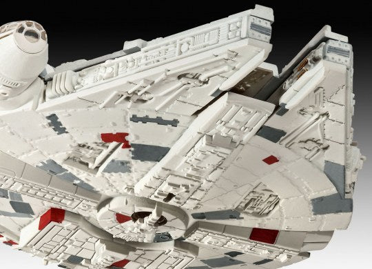 Star Wars Millennium Falcon 1:241 Scale Kit