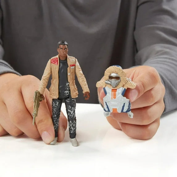Star Wars Armour up Finn Figure