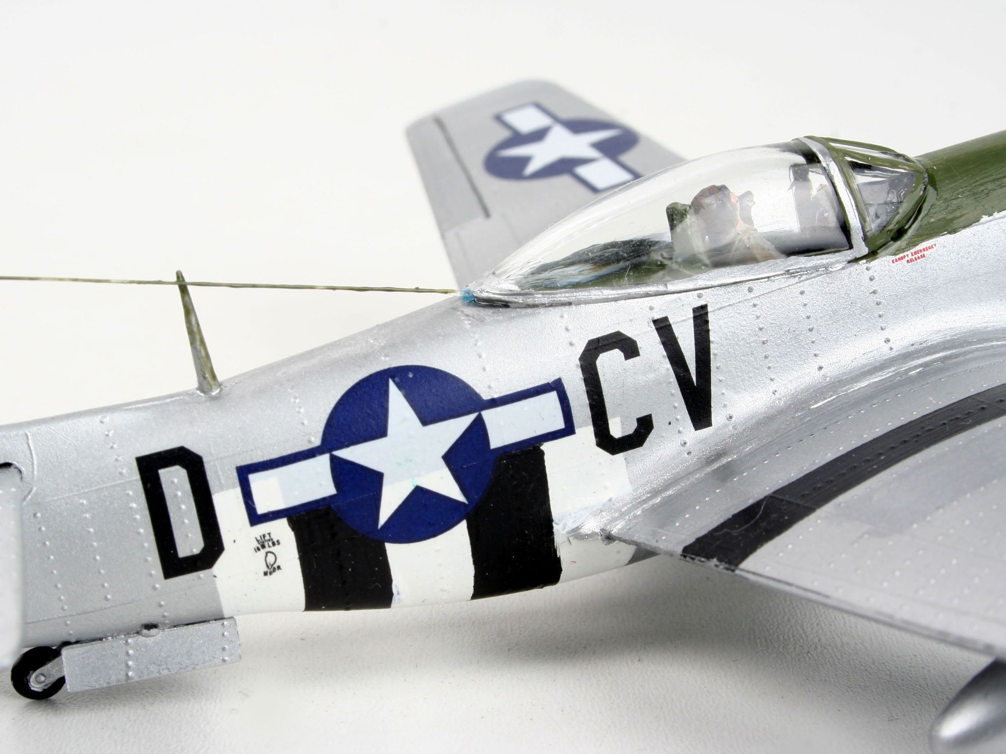 P-51D Mustang Model Set 1:72 Scale Kit