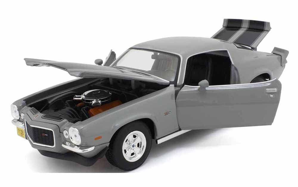 Maisto Chevrolet Camaro 1971 Grey 1:18 Scale