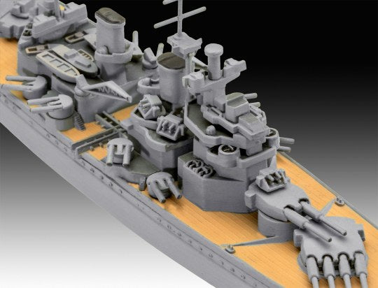 First Diorama Set - Bismarck 1:1200 Scale Kit