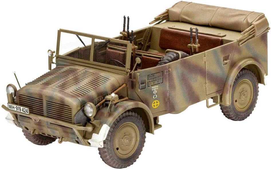 Horch 108 Type 40 1:35 Scale Kit