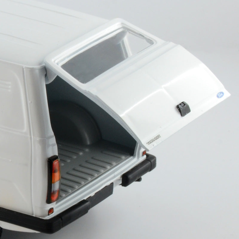 Italeri Ford Transit Van Mk 2 1:24 Scale