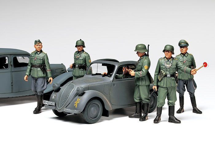 Tamiya Simca 5 Staff Car (German Army) 1:35 Kit