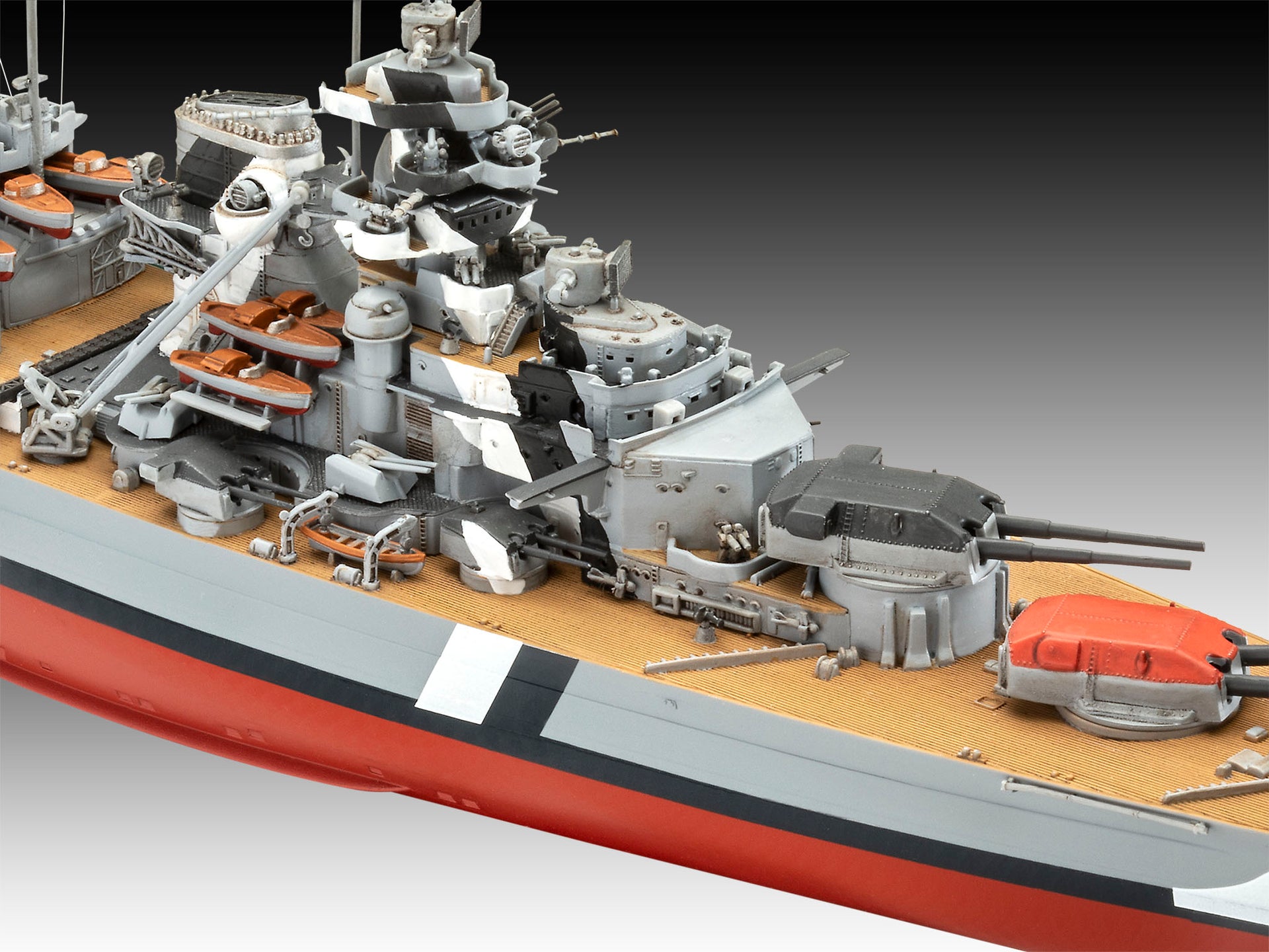 Revell Bismarck 1:200 & 1:1700 Gift Set