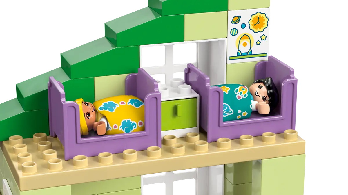 Lego 10470 3 in 1 Modern Family House with Figures