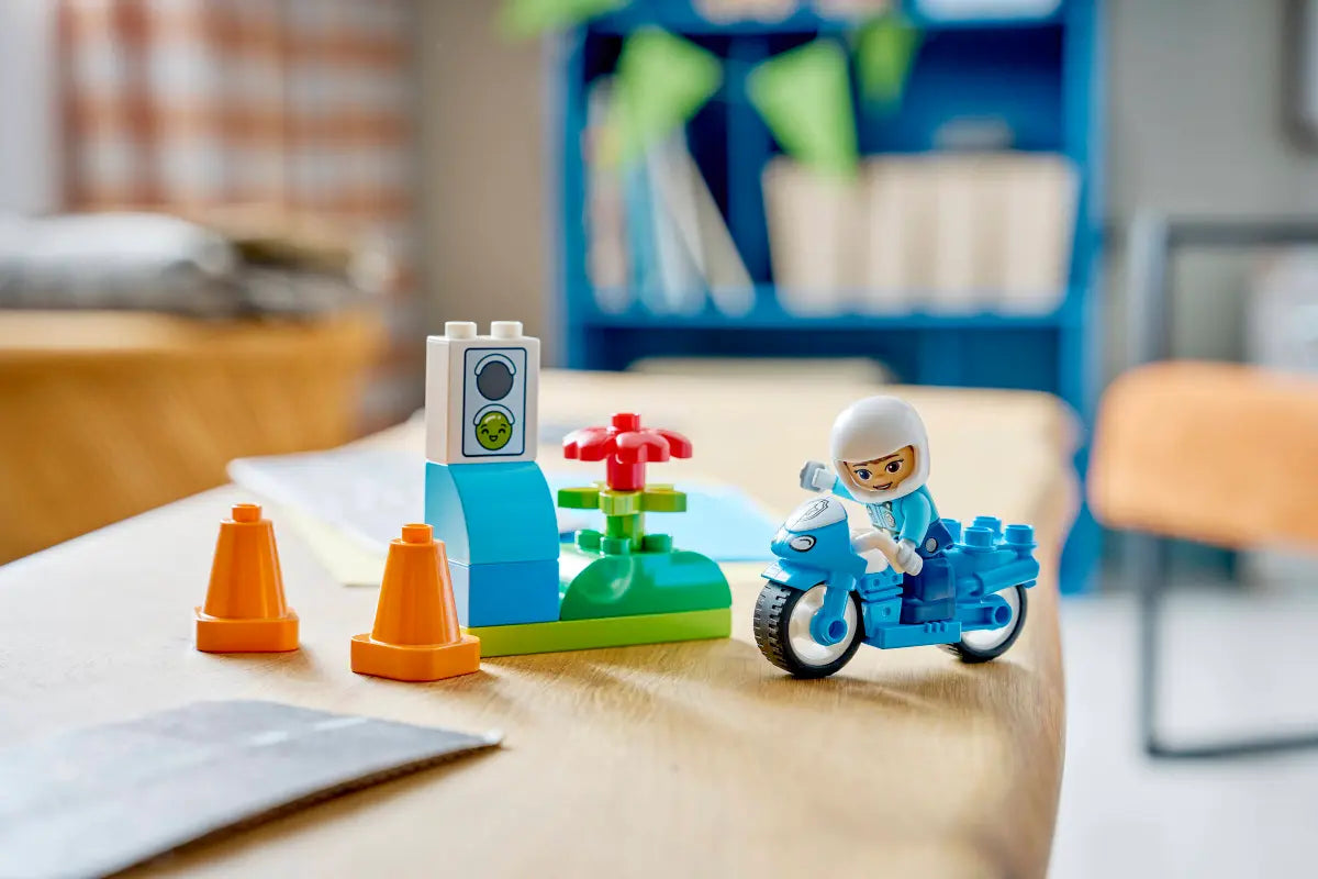 Lego 10471 Blue Police Motorcycle