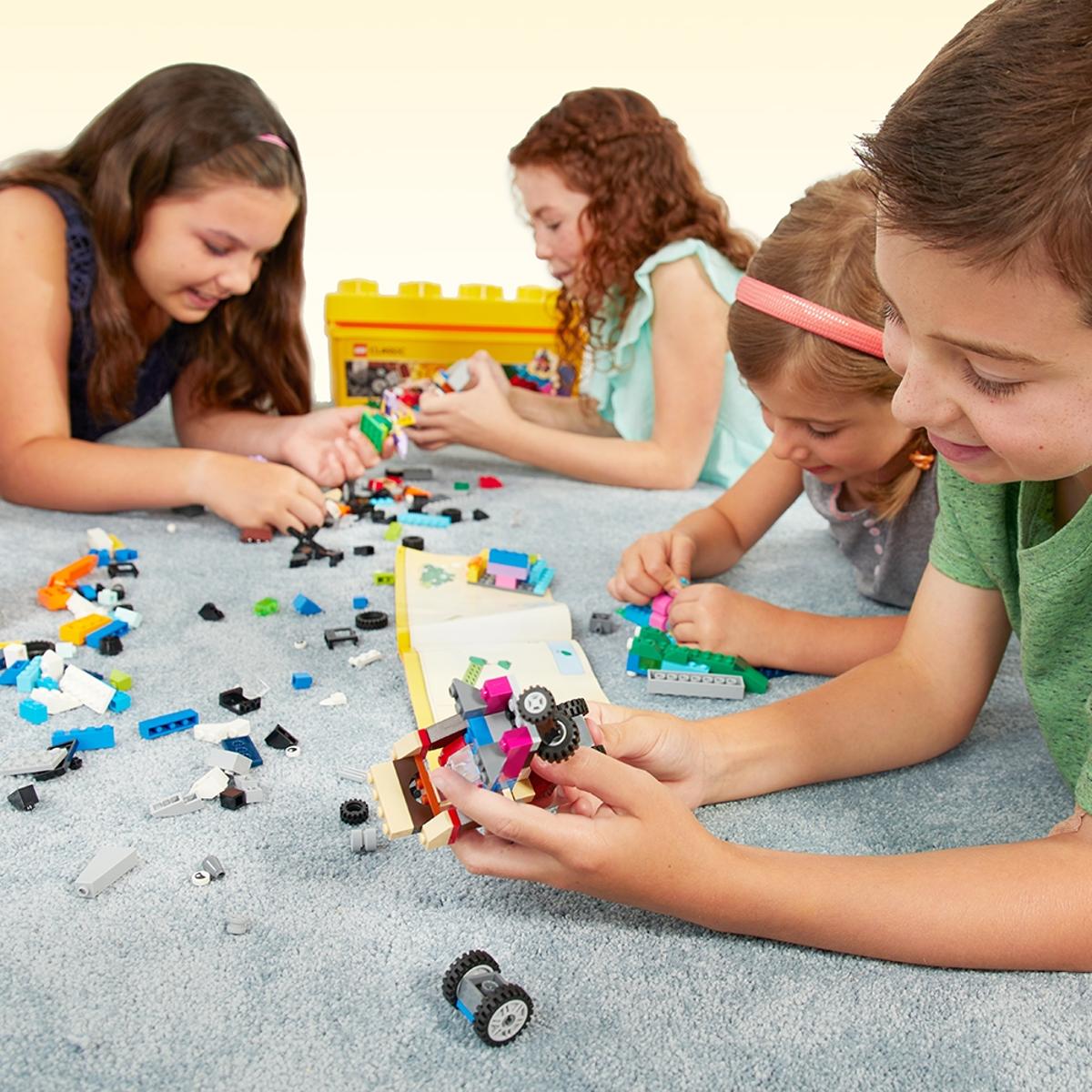 Lego 10696 Classic Medium Creative Brick Box