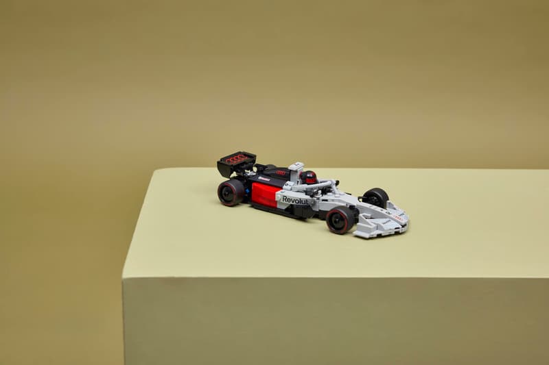 Lego 77259 Audi Revolut F1 Team R26 Race Car