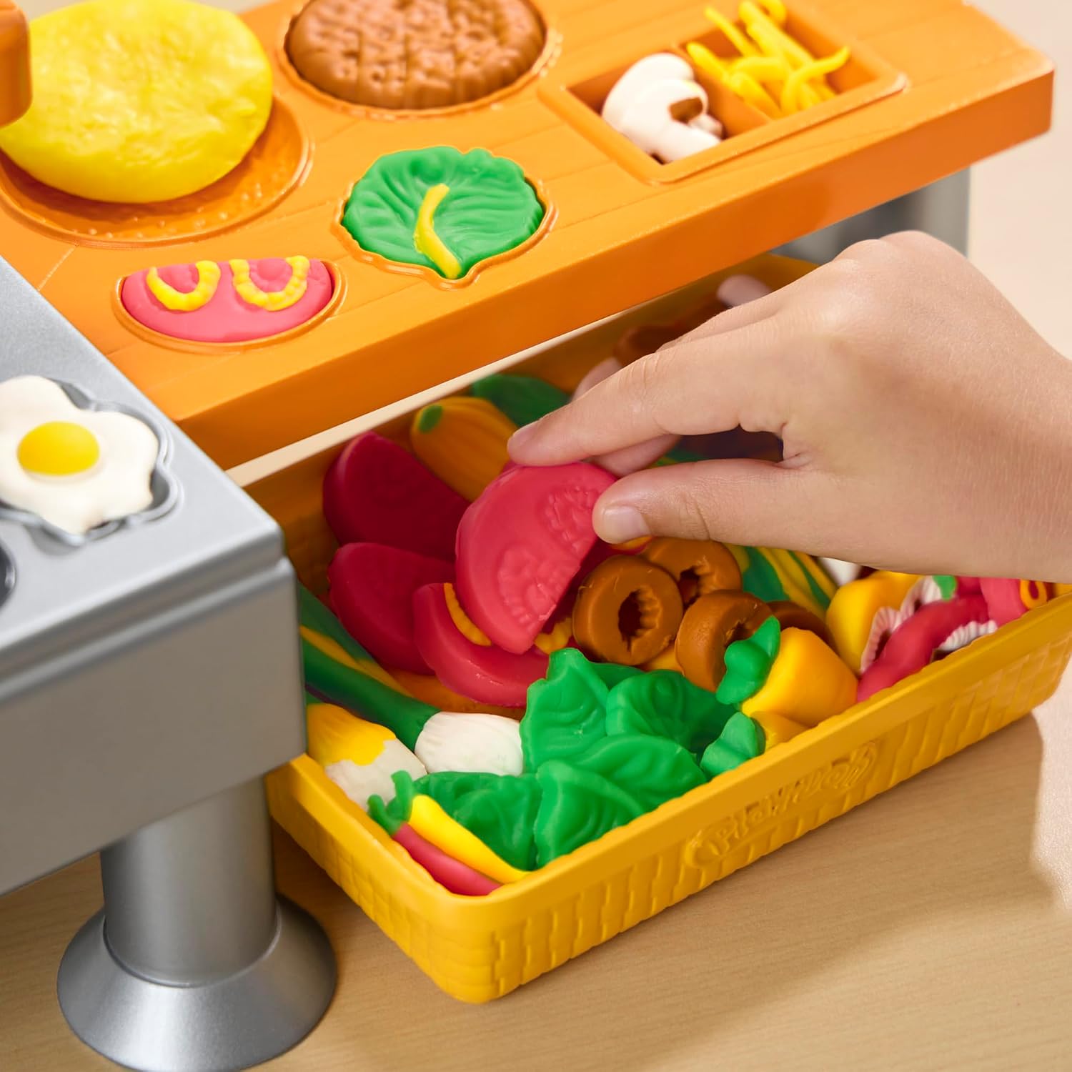 Play Doh Super Sizzlin Kitchen Playset