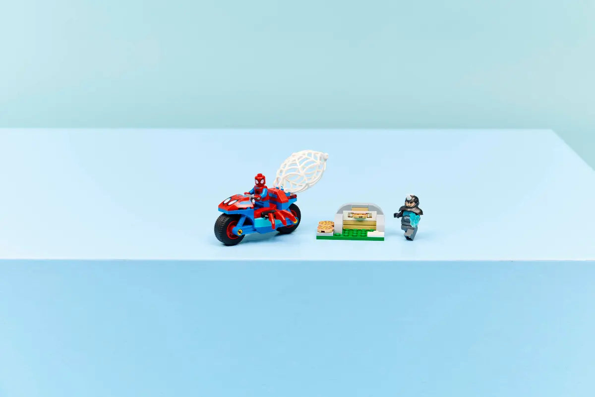 Lego 11206 Spidey on his Motorcycle vs. Rhino