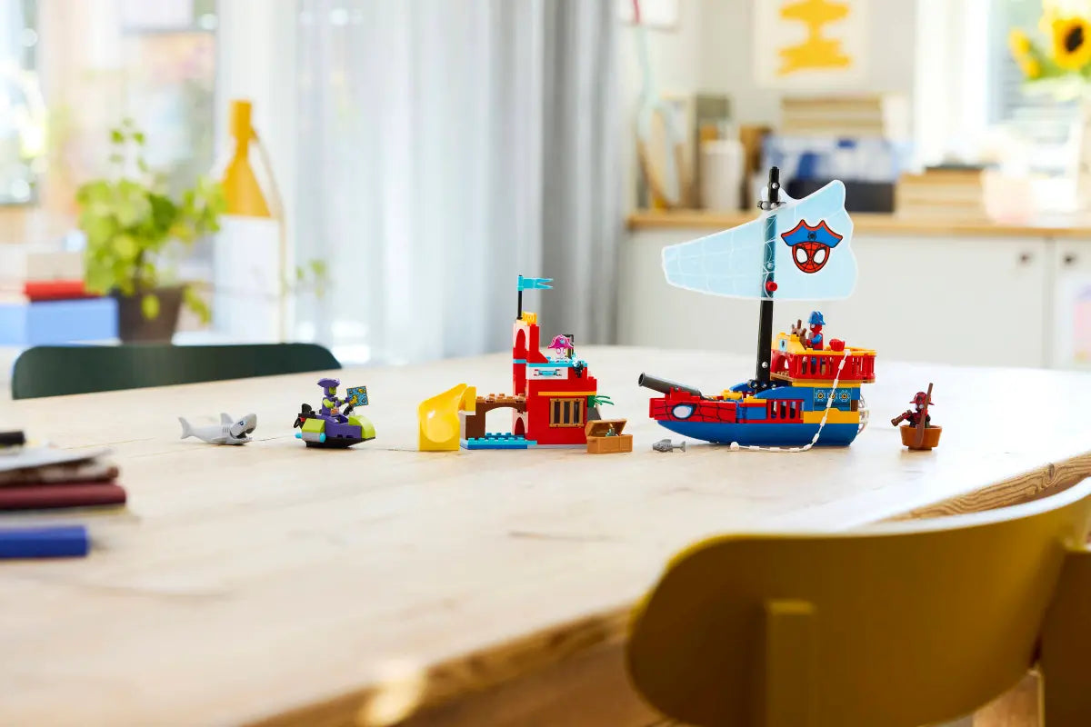 Lego 11208 Team Spidey Pirate Ship