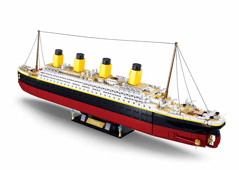 Sluban Titanic 1:350