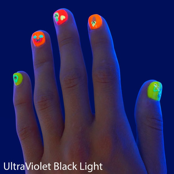 FabLab Glow in the Dark Nail Art