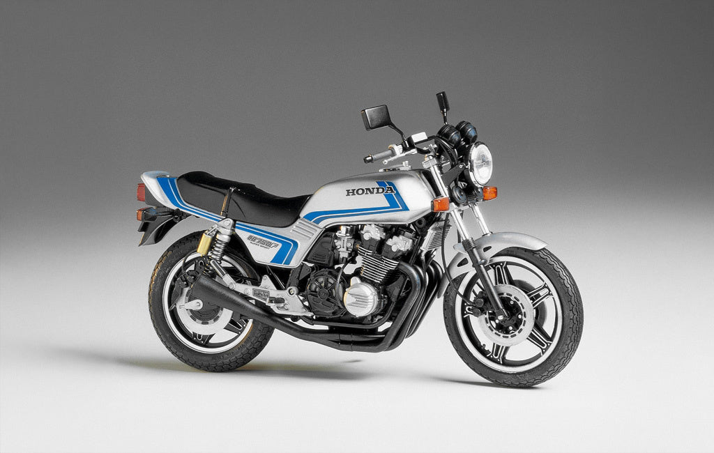 Tamiya HondaCB750F Custom Tuned 1:12 Scale Kit