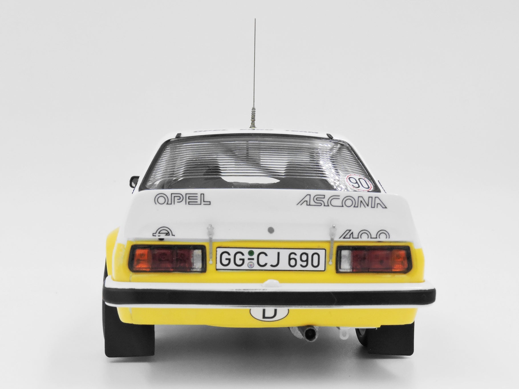 Belkits Opel Ascona 400 MC 1981 Kleint/Wagner 1:24 Scale Model Kit