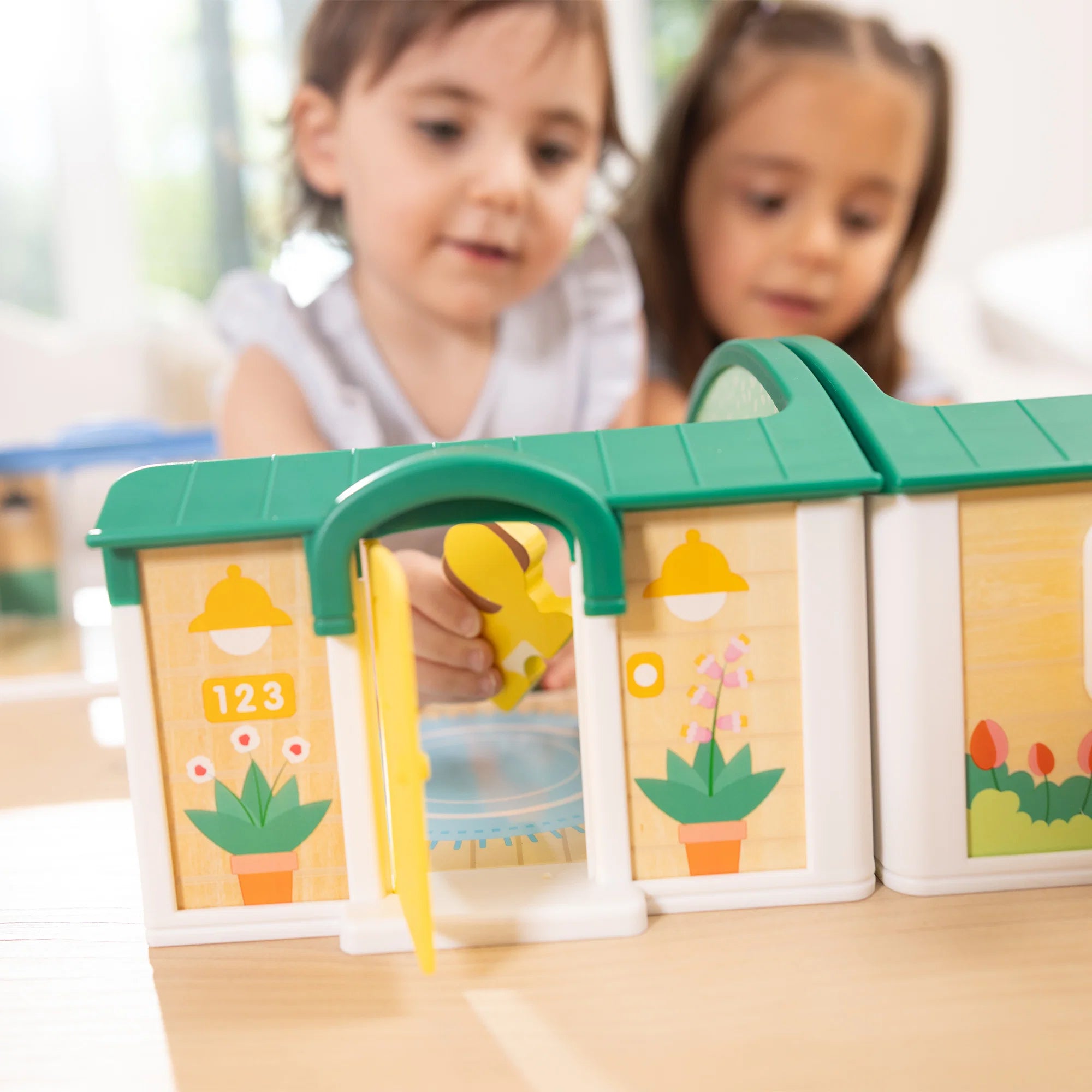 Melissa & Doug Wooden Cheery Lane House Playset