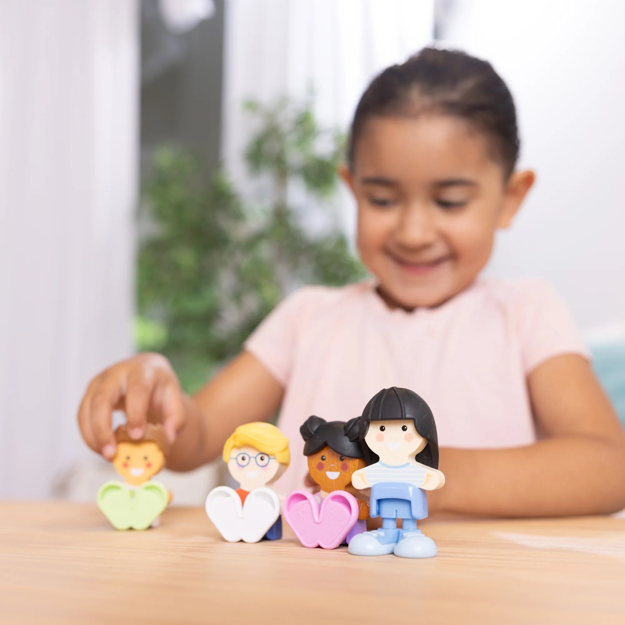 Melissa & Doug Wooden Cheery Lane Figure 4 Pack