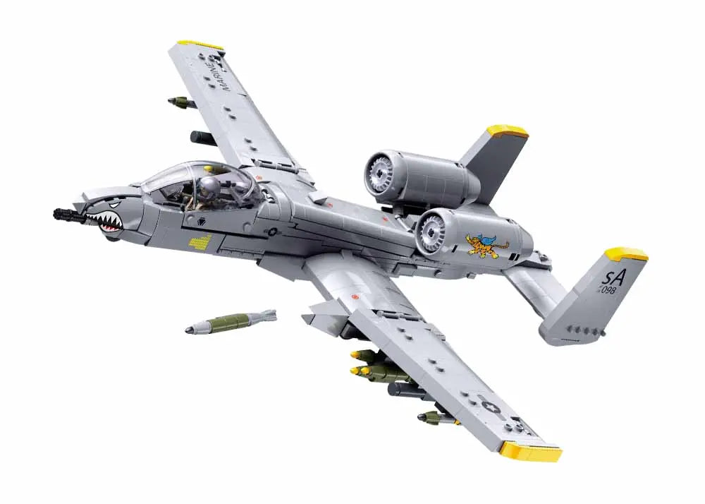 Sluban A10CS WarthogAircraft 701 Piece Set
