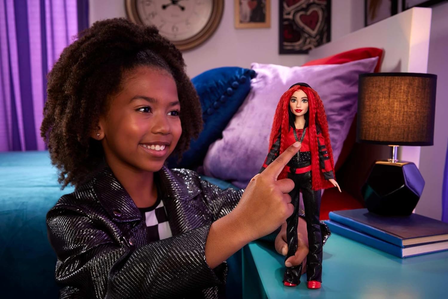 Disney Descendants The Rise of Red: Singing Red