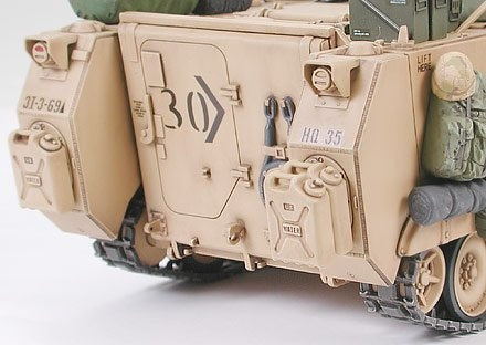 Tamiya US M113A2 Desert Version 1:35 Scale Kit
