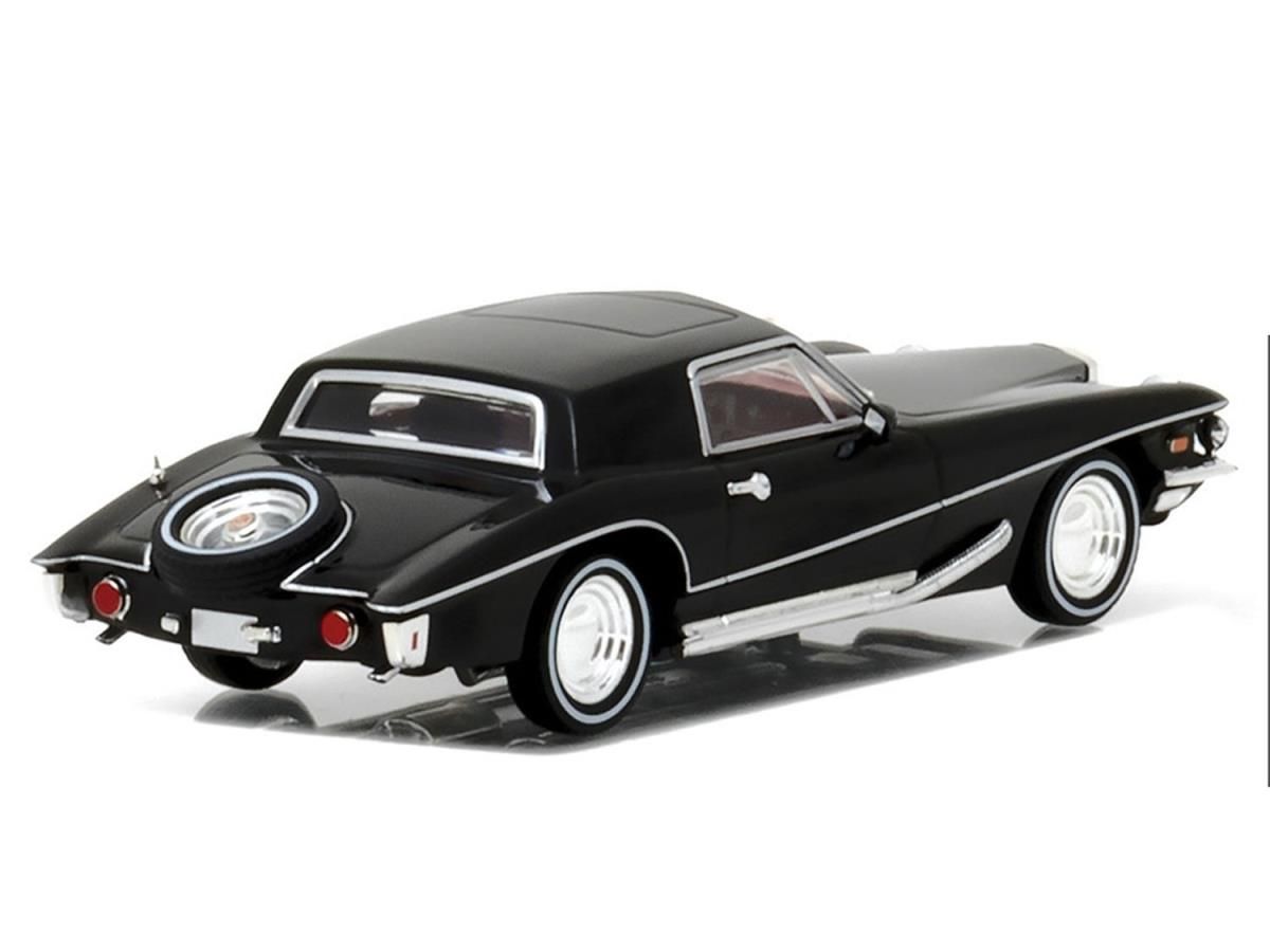 Elvis Presley 1971 Stutz Blackhawk 1:43 Scale