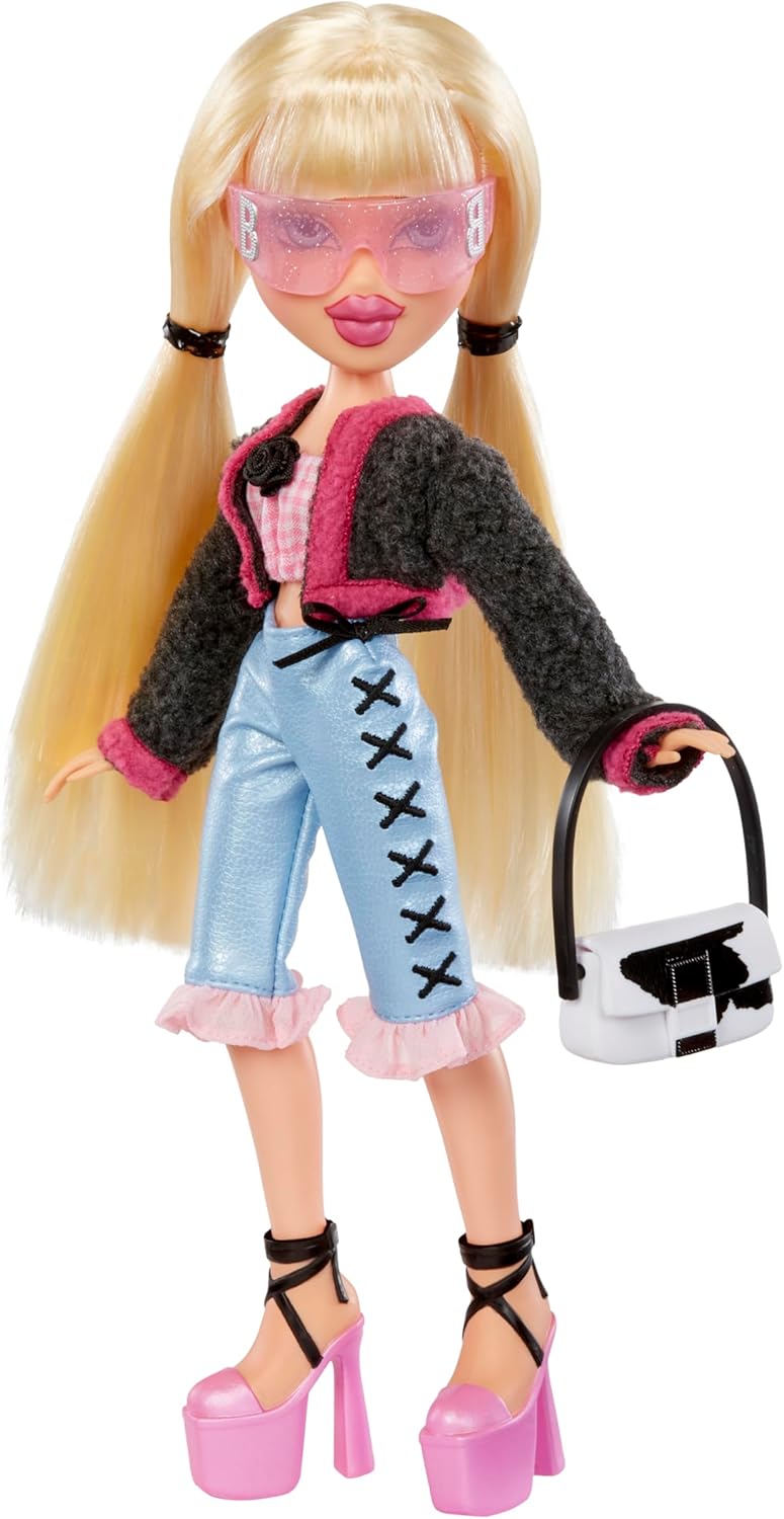Bratz Goin' Out Cloe Fashion Doll