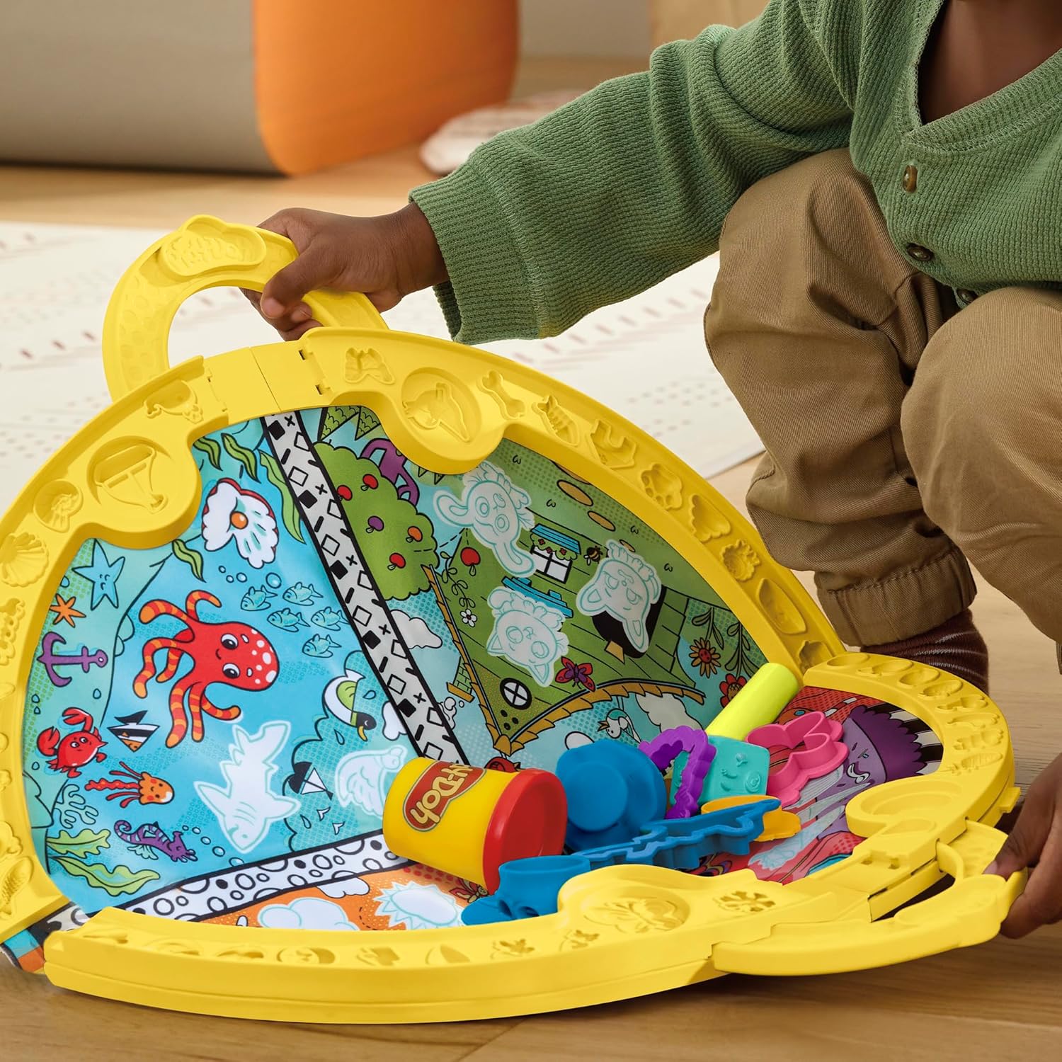 Play-Doh Starters: Fold N Go Playmat