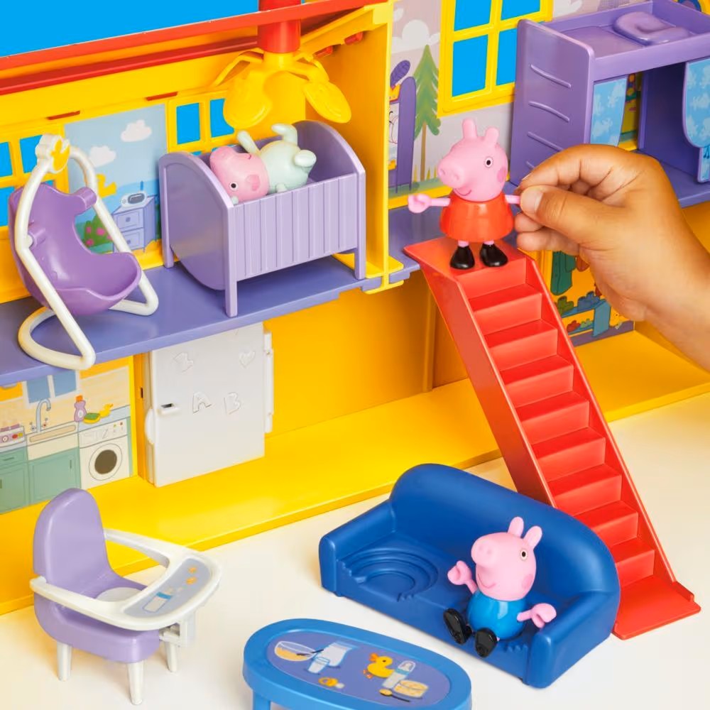 Peppa Pig - Peppa's Big Family Playhouse