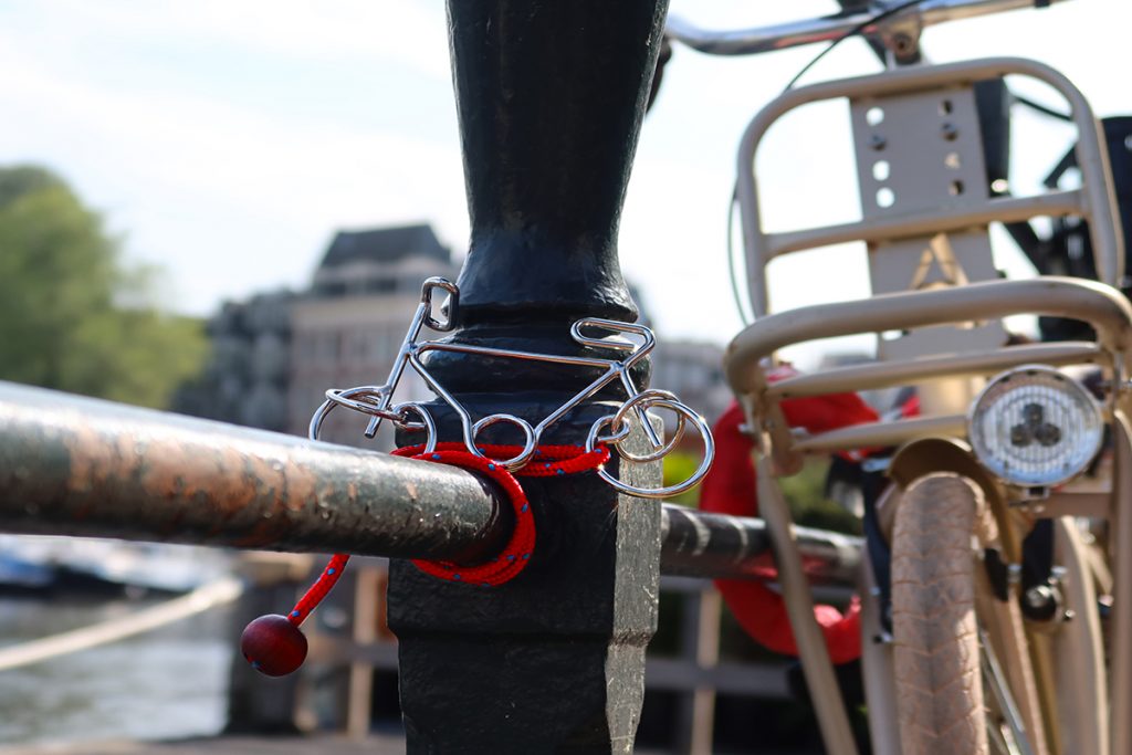 Wire Puzzle Metal Bike